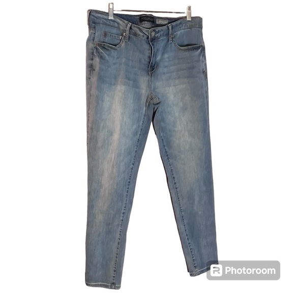 Aeropostale Light Wash 90’s Jegging Denim Blue Jeans Size 14 Regular - Picture 1 of 8